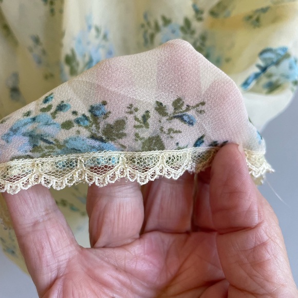 VINTAGE PALE YELLOW BLUE GREEN SET BUTTERFLIES FLOWERS STRETCH STRAPS - Picture 8 of 17